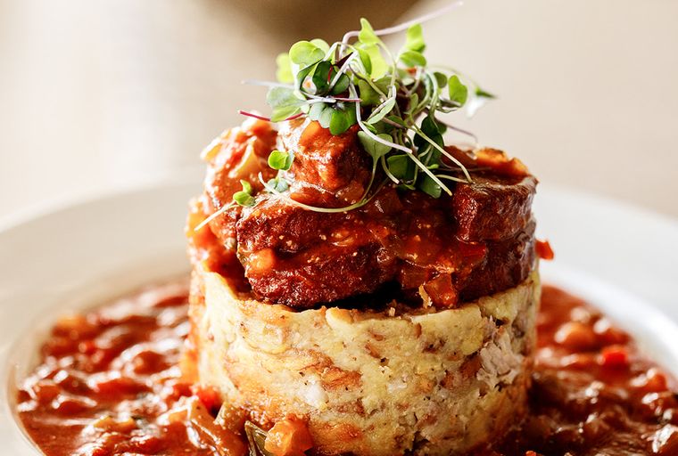Mofongo de Salami Guisado